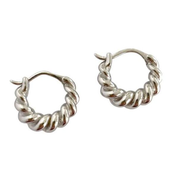 Swirl Creol RH – øreringe i rhodineret sølv med organisk kurvet design fra Spinning Jewelry.