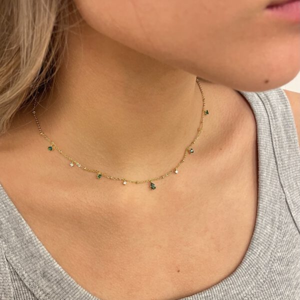 Green star necklace
