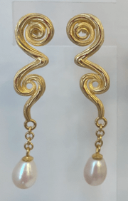 Waves Ørehæng – forgyldte ørestikker i sølv fra Spinning Jewelry