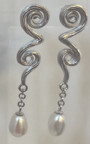 Waves ørehæng RH – rhodinerede sølvøreringe fra Spinning Jewelry
