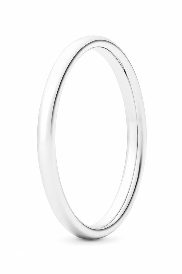 Flot rhodineret sølv ring. Perfekt alene eller i kombination med andre ringe.